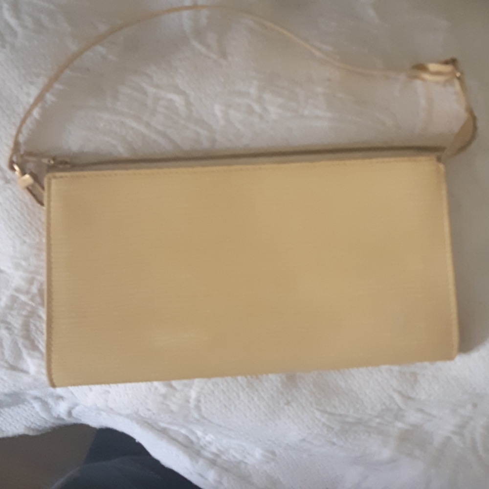Louis Vuitton Vanilla Pochette- 100% authentic